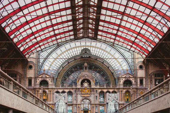zoe-gayah-jonker-centraal-station-1.jpg